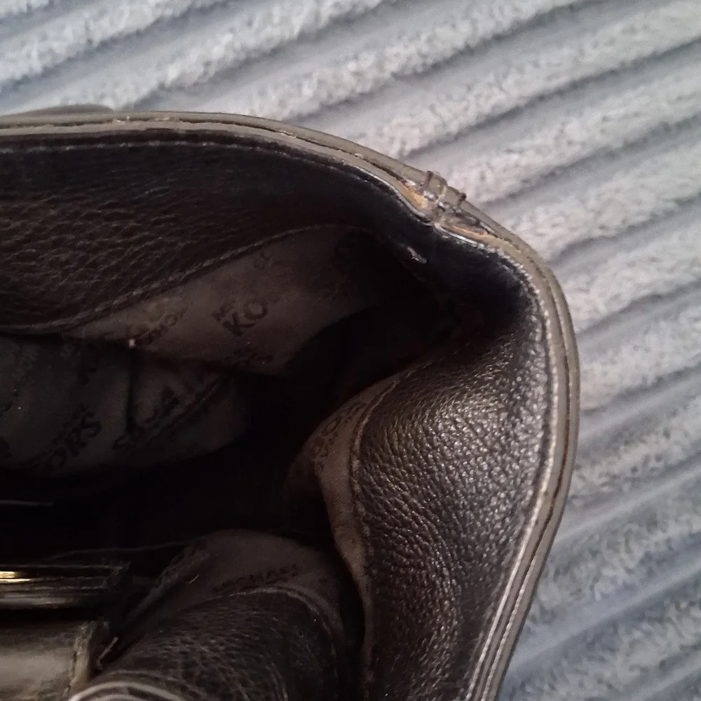 Michael Kors Hobo Bag - Picture 7 of 14